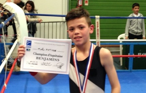Mathys MATHON Champion d'Aquitaine Benjamin de Boxe Française 2014-2015